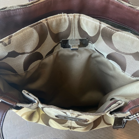 Vintage Coach tote. - Picture 2 of 5